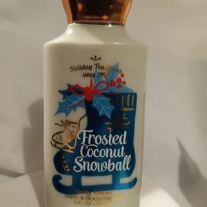 New Bath & Body Works Frosted Coconut Snowball Body Lotion